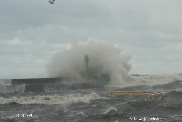 Ustka dzisiaj 14-10-09 południe cdn