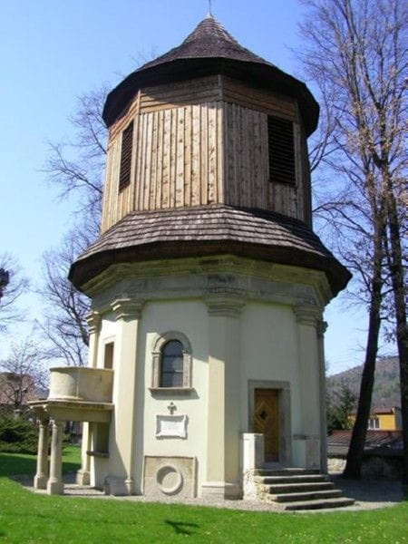 Sucha Beskidzka (małopolskie)-zespół kościelno-klasztorny