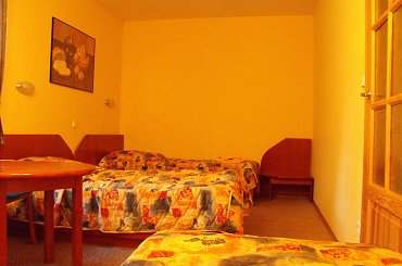 Tu organizujemy nasze letnie warsztaty edukacyjno - turystyczno - terapeutyczne w lipcu 2009 (12 - 25 lipca) Szczegóły na http://forum.jedenswiat.org #lato #edukacja #niepełnosprawni #jeden #świat #stowarzyszenie #procent