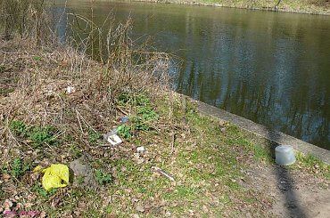 Karwik - śmieci nad kanałem Jeglińskim #Karwik #KanałJegliński