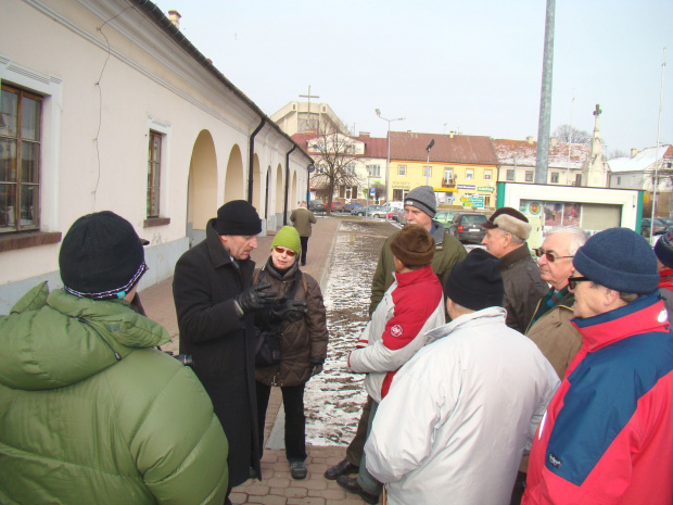 Prezes Sł. Migalski dzieli się wiedzą o historii grodu nad Czarną #Pttk