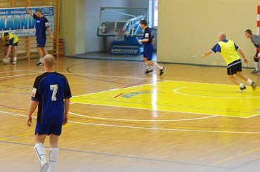Beskid Żegocina vs Policja
1:7 #piłka #halowa #halówka #limanowa #beskid #żegocina #policja #mecz