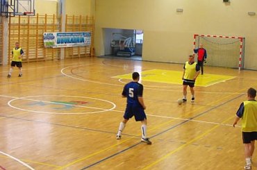 Beskid Żegocina vs Policja
1:7 #piłka #halowa #halówka #limanowa #beskid #żegocina #policja #mecz