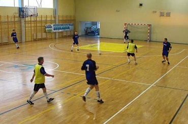 Beskid Żegocina vs Policja
1:7 #piłka #halowa #halówka #limanowa #beskid #żegocina #policja #mecz