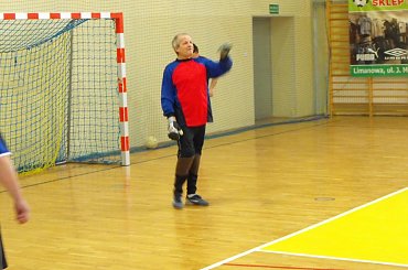 Beskid Żegocina vs Policja
1:7 #piłka #halowa #halówka #limanowa #beskid #żegocina #policja #mecz