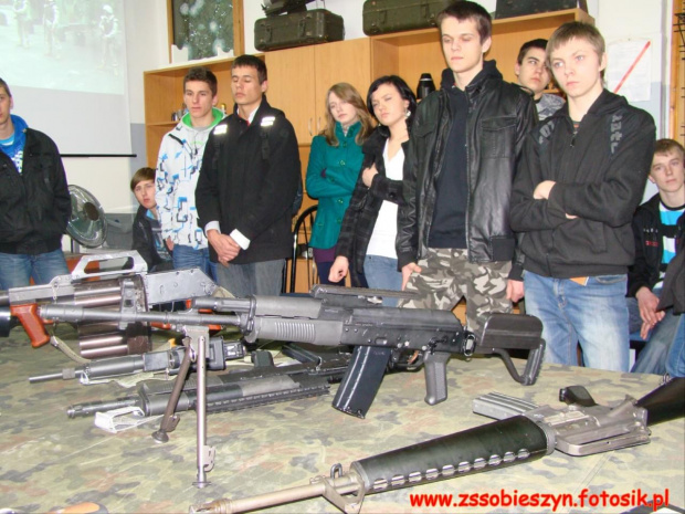 15 marca 2011 uczestniczyliśmy w wycieczce do Wojskowej Akademii Technicznej #Sobieszyn #Brzozowa