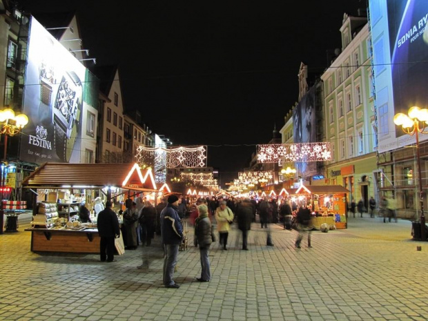 Wrocław przedświąteczny (jeszcze bez śniegu) :) ul. Świdnicka od strony Rynku