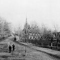 Kopparberg.
"Hörnsta" och Laxbrogatan.
Kyrkan och Samreal i bakgrunden.
Foto ar 1904.