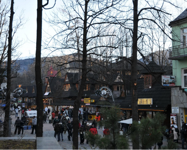 Zakopane - spacer po Krupówkach w drugim dniu świąt