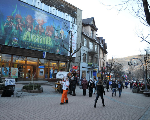 Zakopane - spacer po Krupówkach w drugim dniu świąt