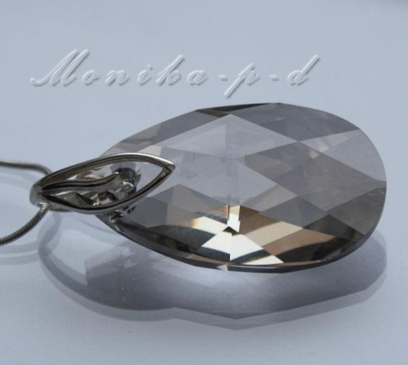 708W. Swarovski migdał Silver Shade - wisiorek ok 5cm
kryształ 38mm
zawieszka srebro