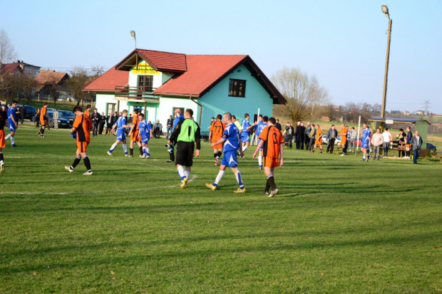 PDąb Paszkówka 0-2 Babia Góra Sucha Beskidzka