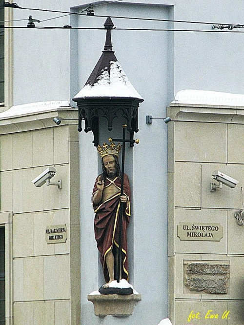 kamieniczka na rogu Kazimierza Wielkiego i Mikołaja
