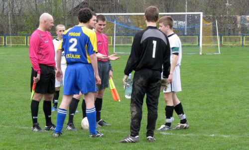 Pogoń Leżajsk - Stal Stalowa Wola (0:2), 16.04.2011 r. - I liga podkarpacka juniorów młodszych #lezajsk #leżajsk #pogoń #pogon #PogońLeżajsk #leżajsktm #PiłkaNożna #sport #juniorzy #stal #StalStalowaWola #StalowaWola