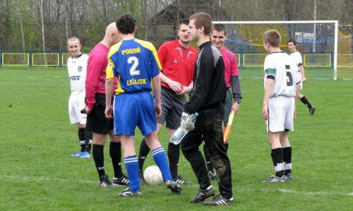 Pogoń Leżajsk - Stal Stalowa Wola (0:2), 16.04.2011 r. - I liga podkarpacka juniorów młodszych #lezajsk #leżajsk #pogoń #pogon #PogońLeżajsk #leżajsktm #PiłkaNożna #sport #juniorzy #stal #StalStalowaWola #StalowaWola