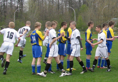 Pogoń Leżajsk - Stal Stalowa Wola (0:2), 16.04.2011 r. - I liga podkarpacka juniorów młodszych #lezajsk #leżajsk #pogoń #pogon #PogońLeżajsk #leżajsktm #PiłkaNożna #sport #juniorzy #stal #StalStalowaWola #StalowaWola