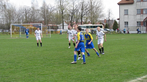 Pogoń Leżajsk - Stal Stalowa Wola (0:2), 16.04.2011 r. - I liga podkarpacka juniorów młodszych #lezajsk #leżajsk #pogoń #pogon #PogońLeżajsk #leżajsktm #PiłkaNożna #sport #juniorzy #stal #StalStalowaWola #StalowaWola