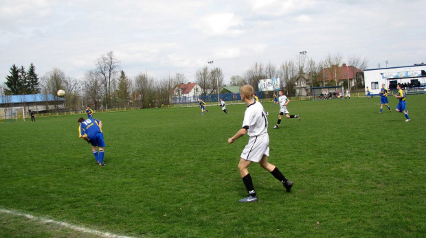 Pogoń Leżajsk - Stal Stalowa Wola (0:2), 16.04.2011 r. - I liga podkarpacka juniorów młodszych #lezajsk #leżajsk #pogoń #pogon #PogońLeżajsk #leżajsktm #PiłkaNożna #sport #juniorzy #stal #StalStalowaWola #StalowaWola