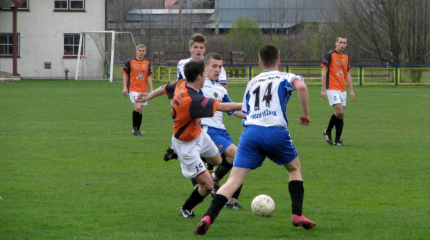 Pogoń Leżajsk - Stal Stalowa Wola (1:1), 16.04.2011 r. - I liga podkarpacka juniorów #pogon #pogoń #PogońLeżajsk #lezajsk #leżajsk #lezajsktm #sport #PiłkaNozna #stal #StalStalowaWola #StalowaWola #juniorzy