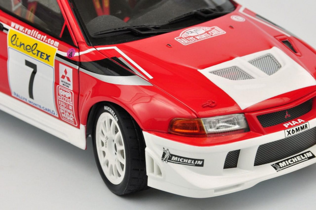 Mitsubishi Lancer Evo VI WRC T. Makinen Winner of 2001 Rally Monte Carlo - AUTOart 1:18