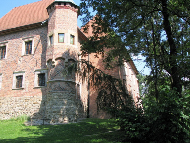 Zamek w Dębnie #historia #krajobrazy #lezajsktm #ruiny #zabytki #zamki