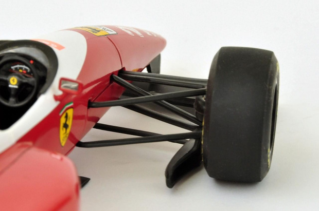 Ferrari F93A #28 G. Berger F1 1993 - Minichamps 1:18