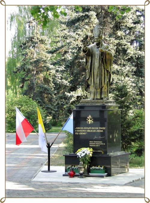 Pamiątka beatyfikacji Papieża - Polaka Jana Pawła II w Piaskach Wielkopolskich ; 1 maja 2011