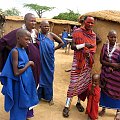U Masajów - bardzo ciekawy czerwony makijaż #masaje #masaj #masajka #kenia #afryka #tropik