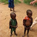 U Masajów - milutkie dzieciaczki. Jedyne słowo jakie znały po angielsku to: money #masaje #masaj #masajka #kenia #afryka #tropik