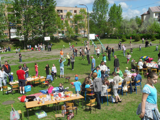 szkolno-rodzinny piknik 2011 #Sp4PiknikPiłkaSiatkowaRodzice