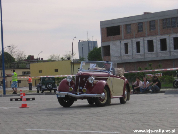 XII Podkarpacki Rajd Pojazdów Zabytkowych - Rajd Nocy Muzeów 2011