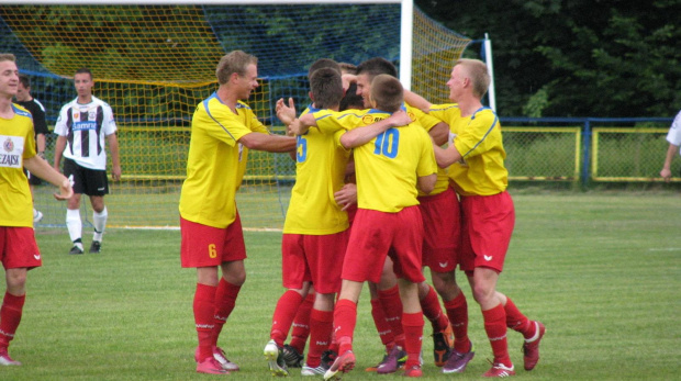 Pogoń Leżajsk - Czarni Jasło (4:1), 21.05.2011 r. - IV liga podkarpacka #czarni #CzarniJasło #IVLiga #jasło #lezajsk #lezajsktm #leżajsk #PiłkaNożna #pogon #pogoń #PogońLeżajsk #sport