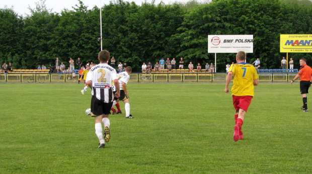 Pogoń Leżajsk - Czarni Jasło (4:1), 21.05.2011 r. - IV liga podkarpacka #czarni #CzarniJasło #IVLiga #jasło #lezajsk #lezajsktm #leżajsk #PiłkaNożna #pogon #pogoń #PogońLeżajsk #sport