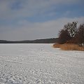 Jezioro Strzeszyńskie skute lodem