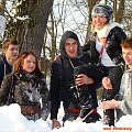 Zima na Brzozowej daje się we znaki- szczególnie niektórym #Sobieszyn #Brzozowa #Zima