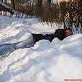 Zima na Brzozowej daje się we znaki- szczególnie niektórym #Sobieszyn #Brzozowa #Zima