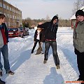 Zima na Brzozowej daje się we znaki- szczególnie niektórym #Sobieszyn #Brzozowa #Zima