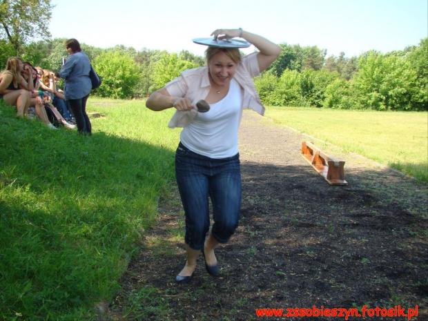 Mecz piłki nożnej, karaoke, bieg z przeszkodami i ognisko to tylko niektóre z adrakcji przygotowane z okazji DNIA dużego DZIECKA #Sobieszyn #Brzozowa