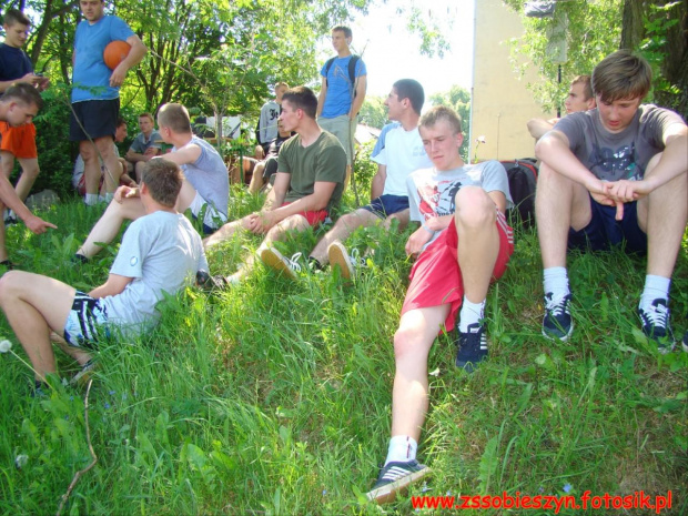 Mecz piłki nożnej, karaoke, bieg z przeszkodami i ognisko to tylko niektóre z adrakcji przygotowane z okazji DNIA dużego DZIECKA #Sobieszyn #Brzozowa