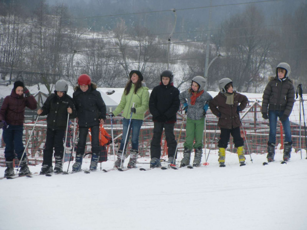 Akcja Zima 2010 - wycieczka do Bałtowa na narty.