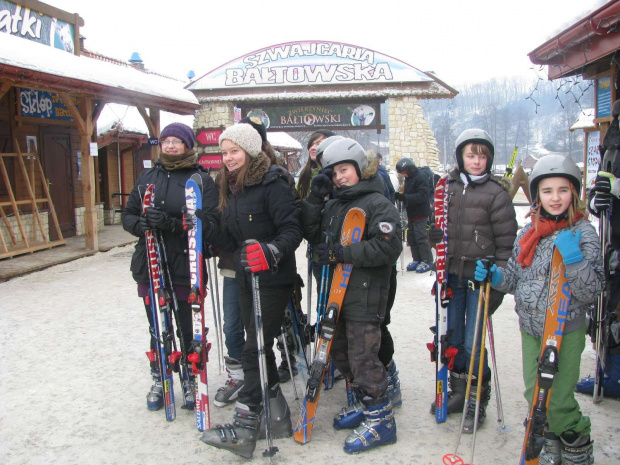 Akcja Zima 2010 - wycieczka do Bałtowa na narty.