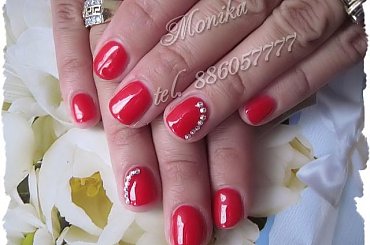 #paznokcie #żel #żelowe #kamuflaż #cover #french #swarovski #pazurki #tipsy #ozdoby #brokat #frencz #kamuflujący #ŻelCzerwony