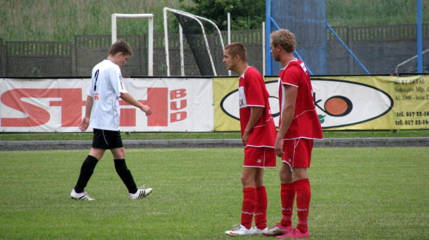 Lechia Sędziszów - Pogoń Leżajsk (0:2), 18.06.2011 r. - IV liga podkarpacka #IVLiga #lechia #LechiaSędziszów #lezajsktm #PiłkaNożna #pogon #pogoń #PogońLeżajsk #sędziszów #SędziszówMałopolski #sport