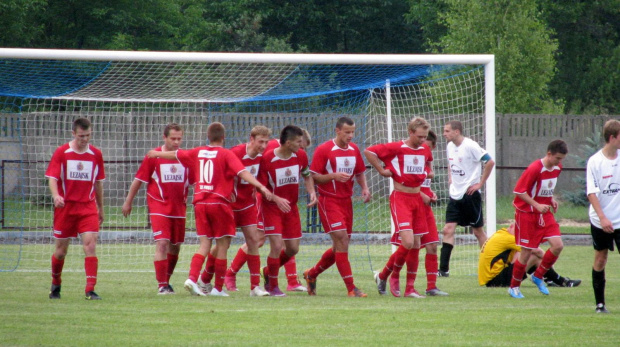 Lechia Sędziszów - Pogoń Leżajsk (0:2), 18.06.2011 r. - IV liga podkarpacka #IVLiga #lechia #LechiaSędziszów #lezajsktm #PiłkaNożna #pogon #pogoń #PogońLeżajsk #sędziszów #SędziszówMałopolski #sport