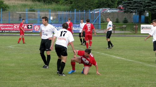 Lechia Sędziszów - Pogoń Leżajsk (0:2), 18.06.2011 r. - IV liga podkarpacka #IVLiga #lechia #LechiaSędziszów #lezajsktm #PiłkaNożna #pogon #pogoń #PogońLeżajsk #sędziszów #SędziszówMałopolski #sport