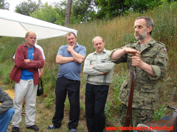 19 czerwca 2011 na przyszkolnej strzelnicy w Sobieszynie-Brzozowej odbyła się kolejna runda eliminacji Powiatowej Ligi Strzeleckiej #Sobieszyn #Brzozowa