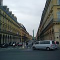 Kolumna Napoleona na Placu Vendome ( od tyłu ) #Paryż