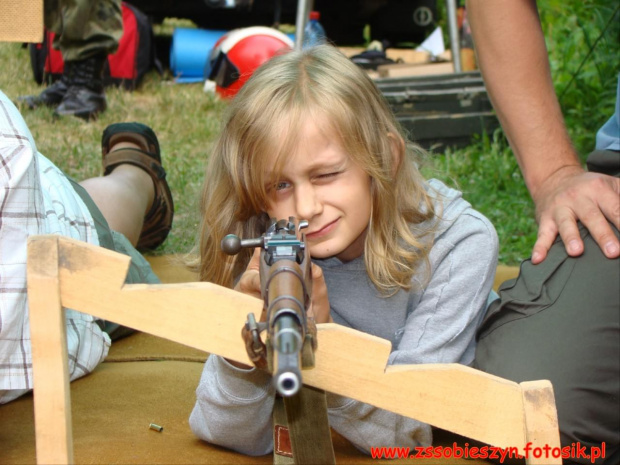 19 czerwca 2011 na przyszkolnej strzelnicy w Sobieszynie-Brzozowej odbyła się kolejna runda eliminacji Powiatowej Ligi Strzeleckiej #Sobieszyn #Brzozowa