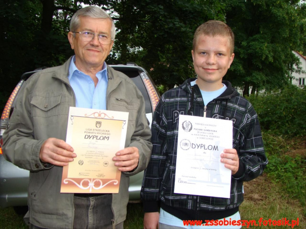 19 czerwca 2011 na przyszkolnej strzelnicy w Sobieszynie-Brzozowej odbyła się kolejna runda eliminacji Powiatowej Ligi Strzeleckiej #Sobieszyn #Brzozowa