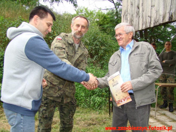 19 czerwca 2011 na przyszkolnej strzelnicy w Sobieszynie-Brzozowej odbyła się kolejna runda eliminacji Powiatowej Ligi Strzeleckiej #Sobieszyn #Brzozowa